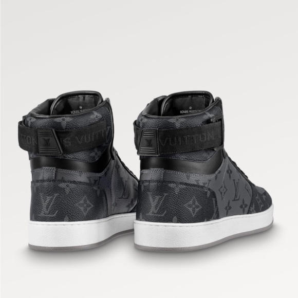 Authentic Louis Vuitton Shoes - Picture 3 of 4